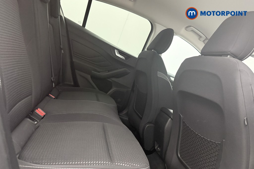 Ford Focus Zetec Manual Petrol Hatchback - Stock Number (1559463) - 9th supplementary image