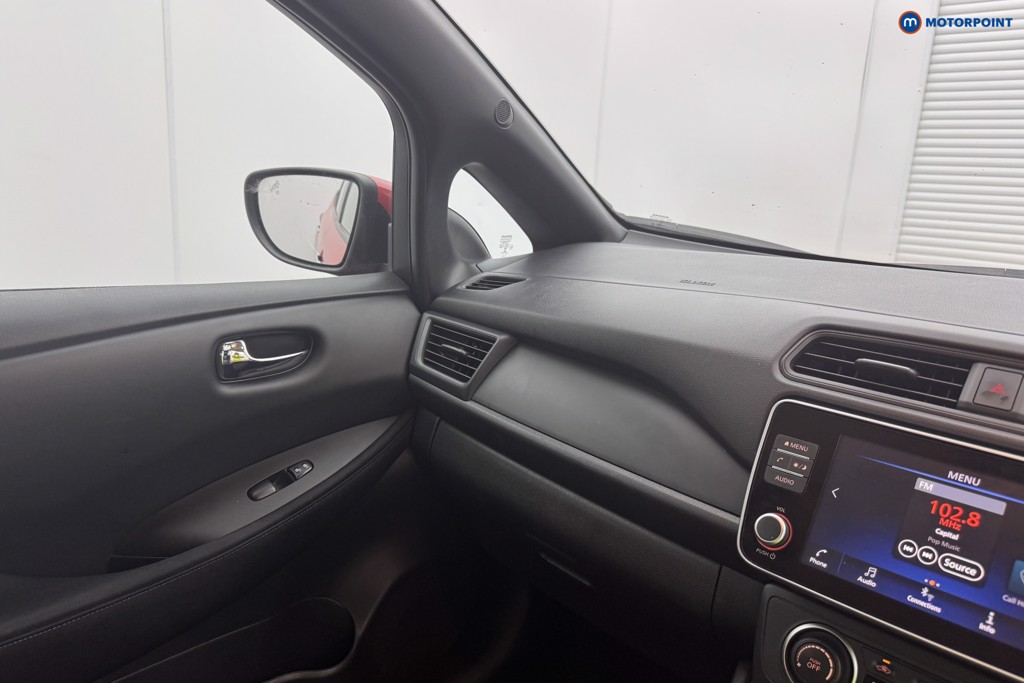 Nissan Leaf Acenta Automatic Electric Hatchback - Stock Number (1559860) - 19th supplementary image