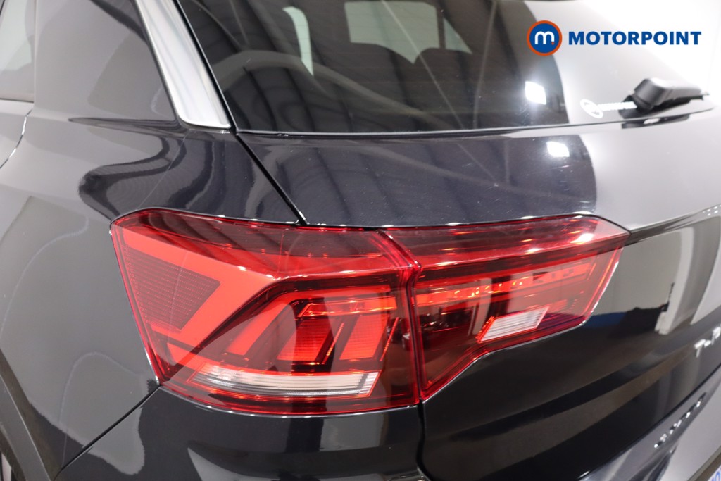 Volkswagen T-Roc R-Line Automatic Petrol SUV - Stock Number (1560291) - 35th supplementary image