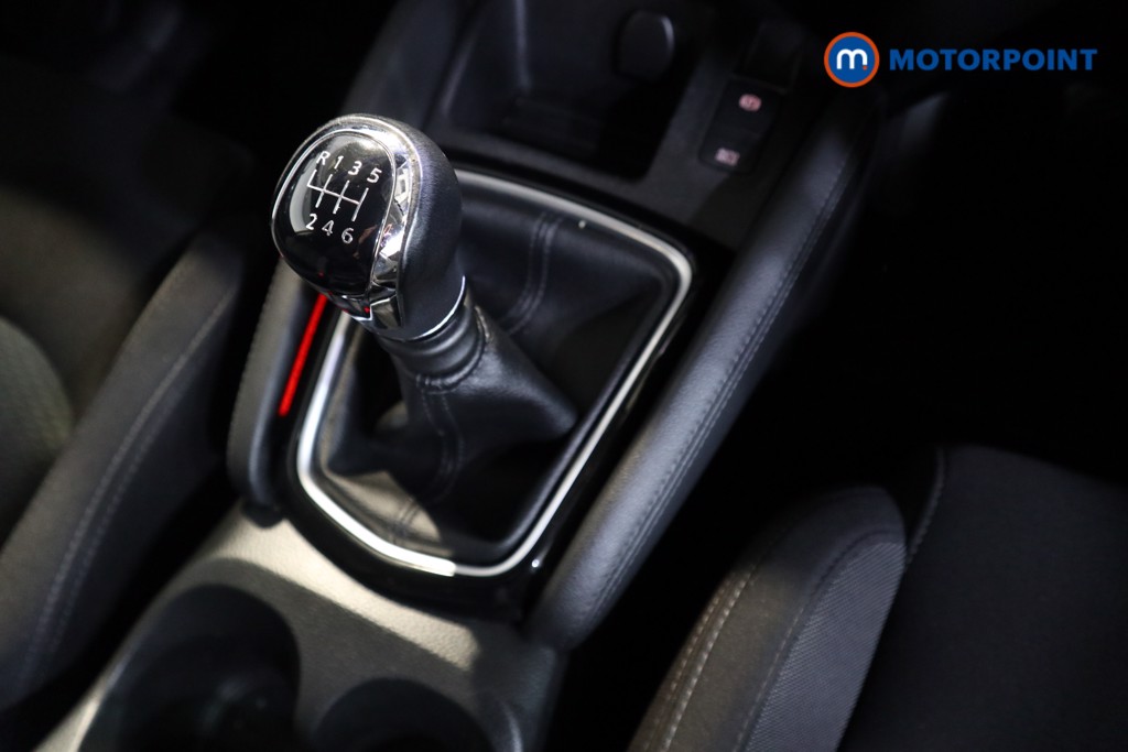 Nissan Qashqai N-Connecta Manual Petrol SUV - Stock Number (1560655) - 8th supplementary image