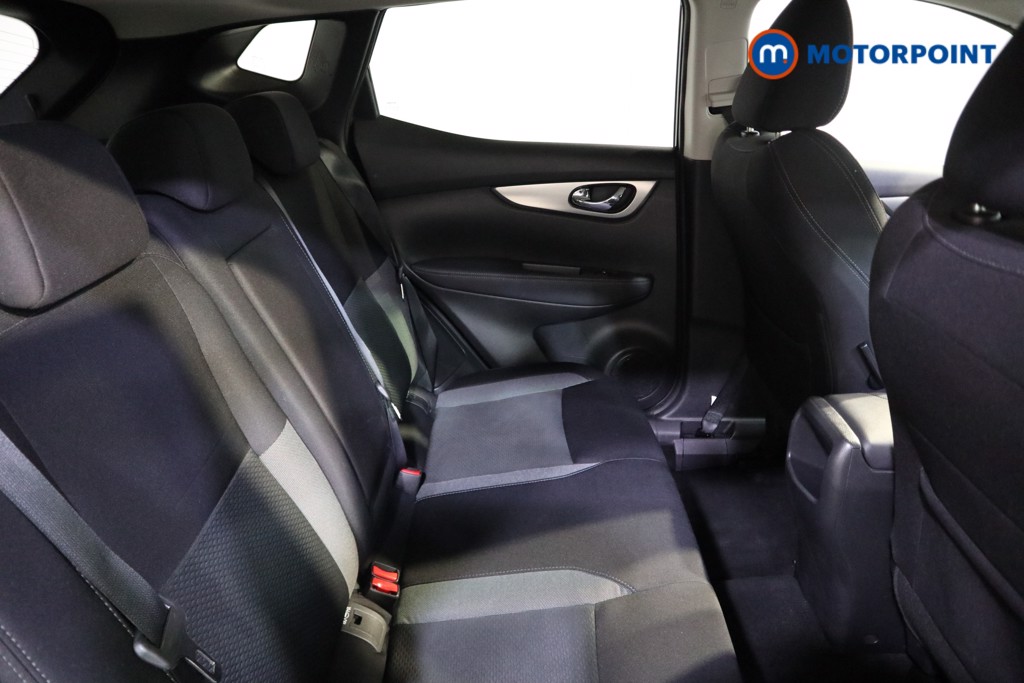 Nissan Qashqai N-Connecta Manual Petrol SUV - Stock Number (1560655) - 11th supplementary image
