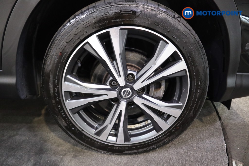 Nissan Qashqai N-Connecta Manual Petrol SUV - Stock Number (1560655) - 14th supplementary image