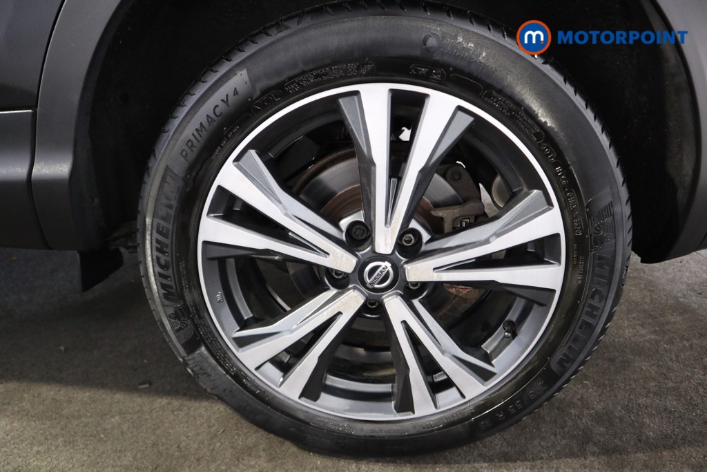 Nissan Qashqai N-Connecta Manual Petrol SUV - Stock Number (1560655) - 16th supplementary image