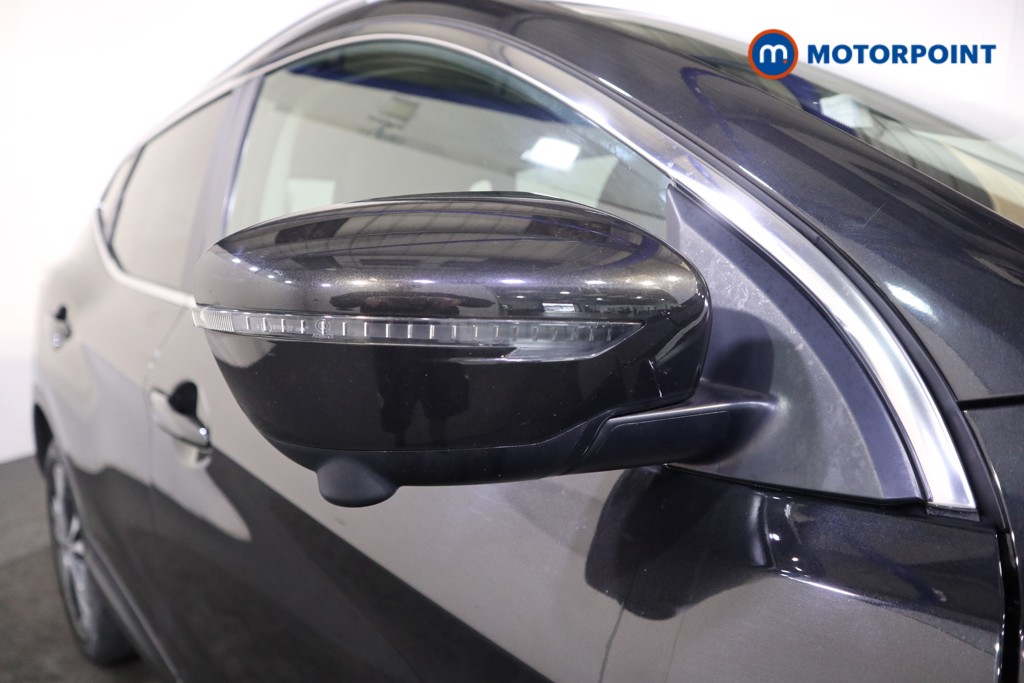 Nissan Qashqai N-Connecta Manual Petrol SUV - Stock Number (1560655) - 21st supplementary image