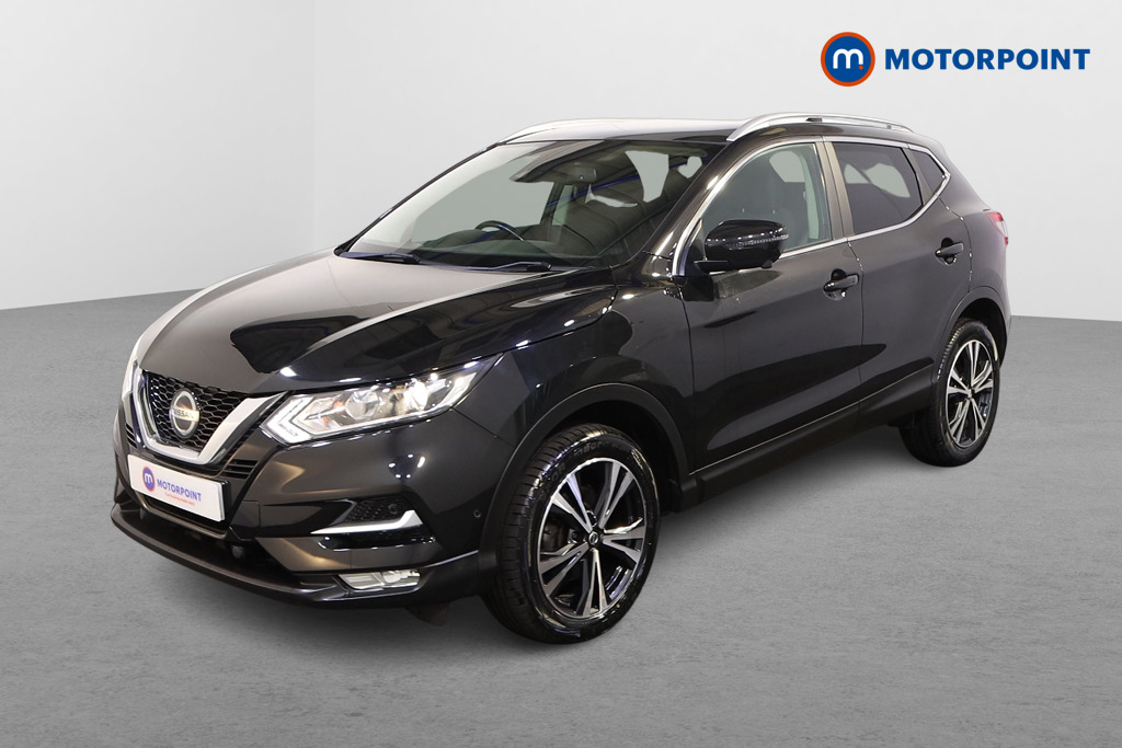 Nissan Qashqai N-Connecta Manual Petrol SUV - Stock Number (1560655) - Passenger side front corner