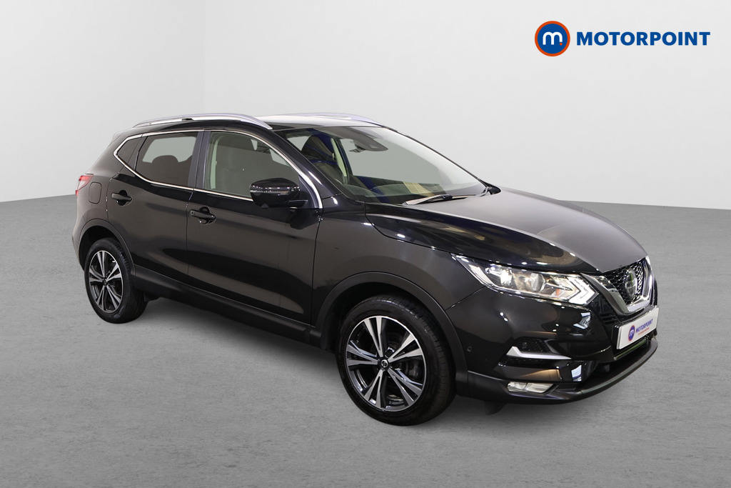 Nissan Qashqai N-Connecta Manual Petrol SUV - Stock Number (1560655) - Drivers side front corner