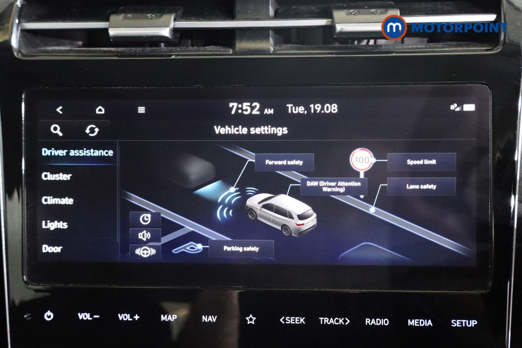 Hyundai Tucson Se Connect Manual Petrol SUV - Stock Number (1561203) - 5th supplementary image