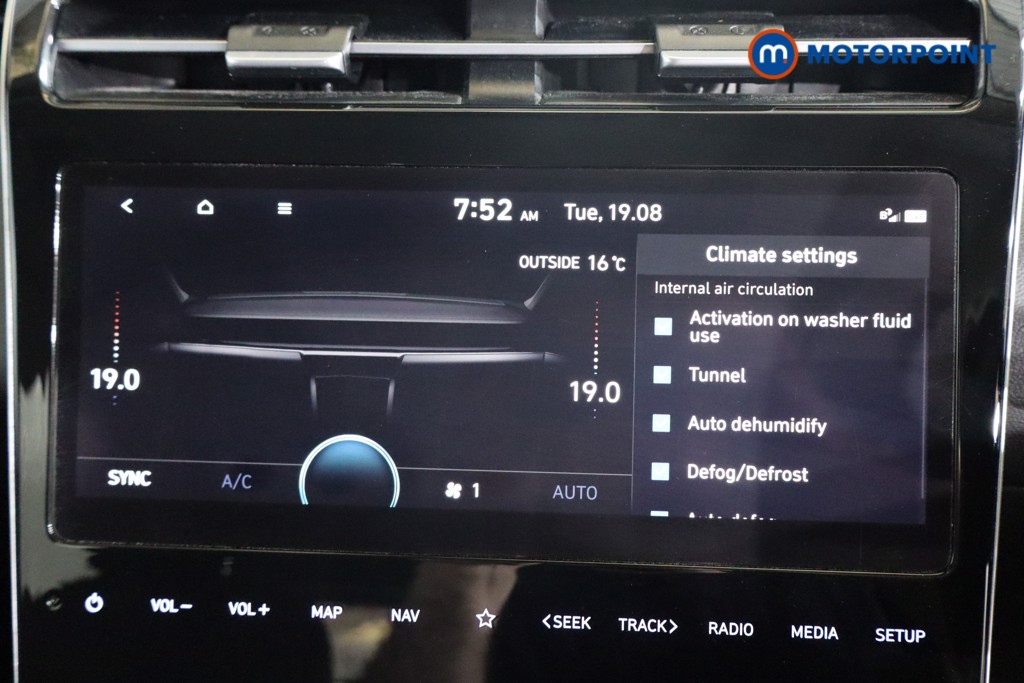 Hyundai Tucson Se Connect Manual Petrol SUV - Stock Number (1561203) - 8th supplementary image