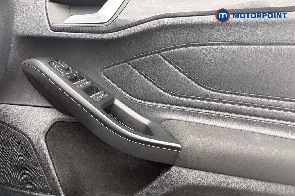 Ford Focus St-Line Manual Petrol Hatchback - Stock Number (1561311) - 18th supplementary image