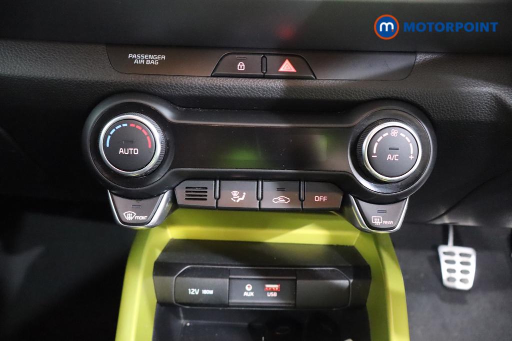 KIA Stonic First Edition Manual Petrol SUV - Stock Number (1561514) - 4th supplementary image