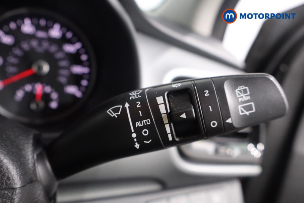 KIA Stonic First Edition Manual Petrol SUV - Stock Number (1561514) - 11th supplementary image