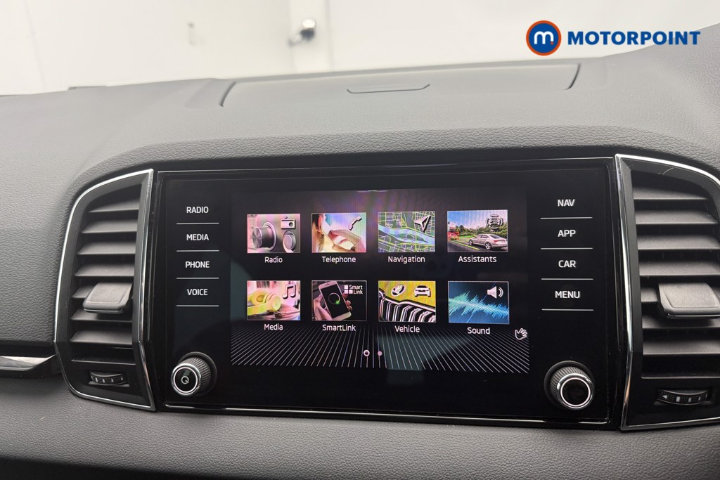 Skoda Karoq Se L Manual Petrol SUV - Stock Number (1563265) - 5th supplementary image