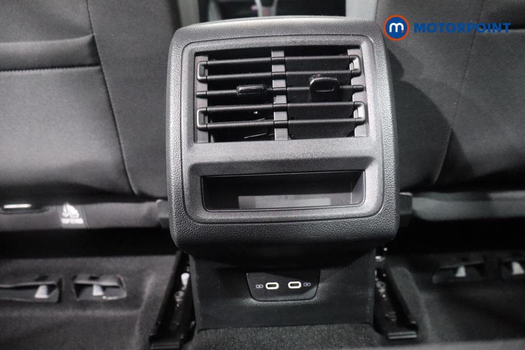 Volkswagen Golf Life Manual Petrol Hatchback - Stock Number (1563402) - 20th supplementary image