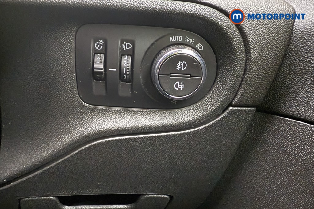 Vauxhall Grandland X Sri Nav Automatic Petrol SUV - Stock Number (1563886) - 17th supplementary image