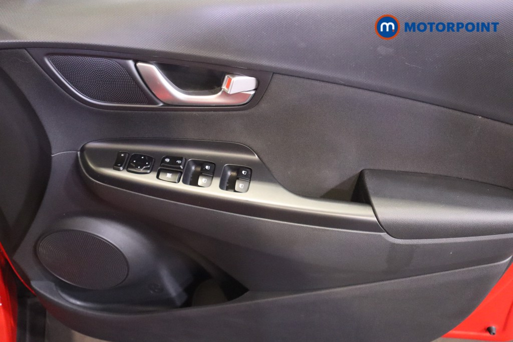 Hyundai Kona Se Connect Manual Petrol-Electric Hybrid SUV - Stock Number (1563944) - 13th supplementary image