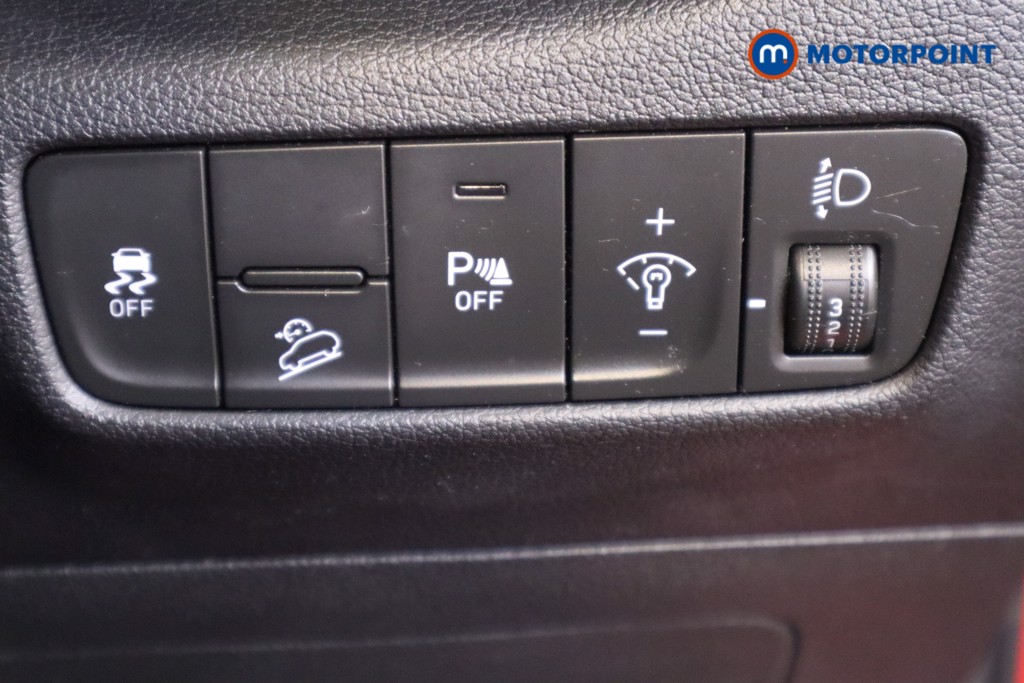 Hyundai Kona Se Connect Manual Petrol-Electric Hybrid SUV - Stock Number (1563944) - 16th supplementary image