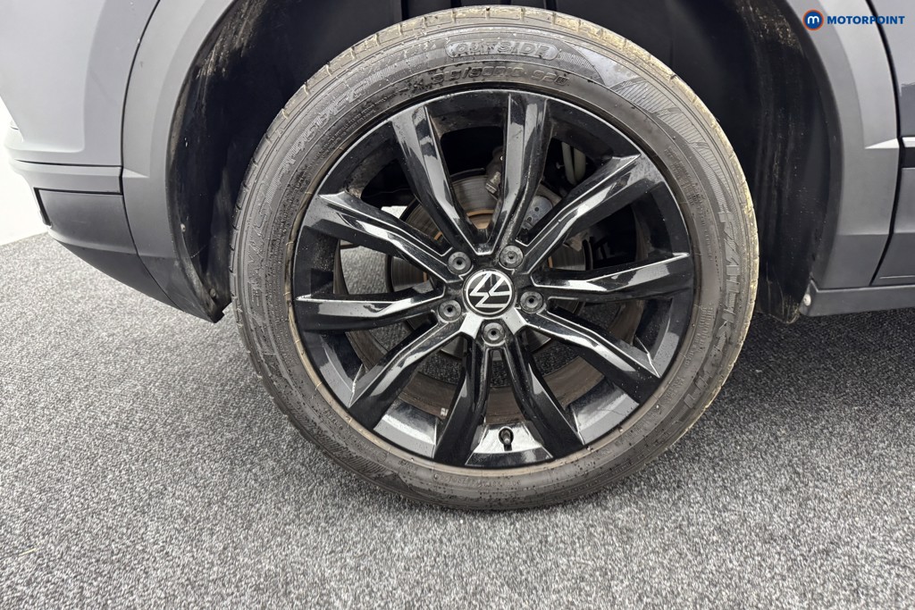 Volkswagen T-Roc Black Edition Manual Petrol SUV - Stock Number (1564665) - 26th supplementary image