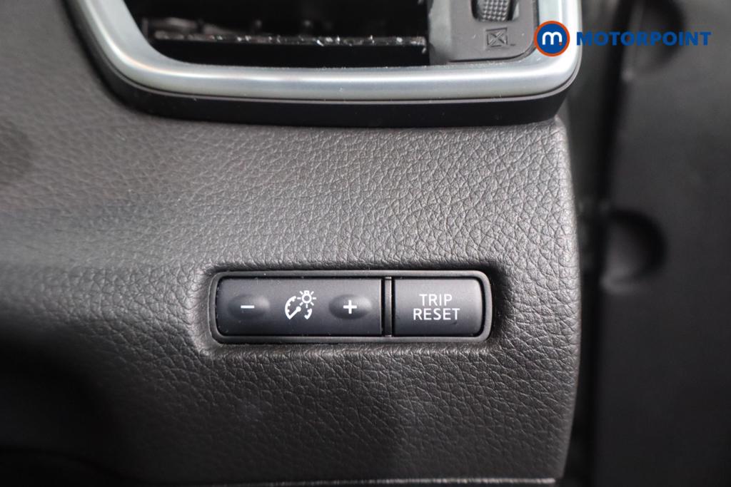 Nissan Qashqai N-Motion Manual Petrol SUV - Stock Number (1564828) - 15th supplementary image