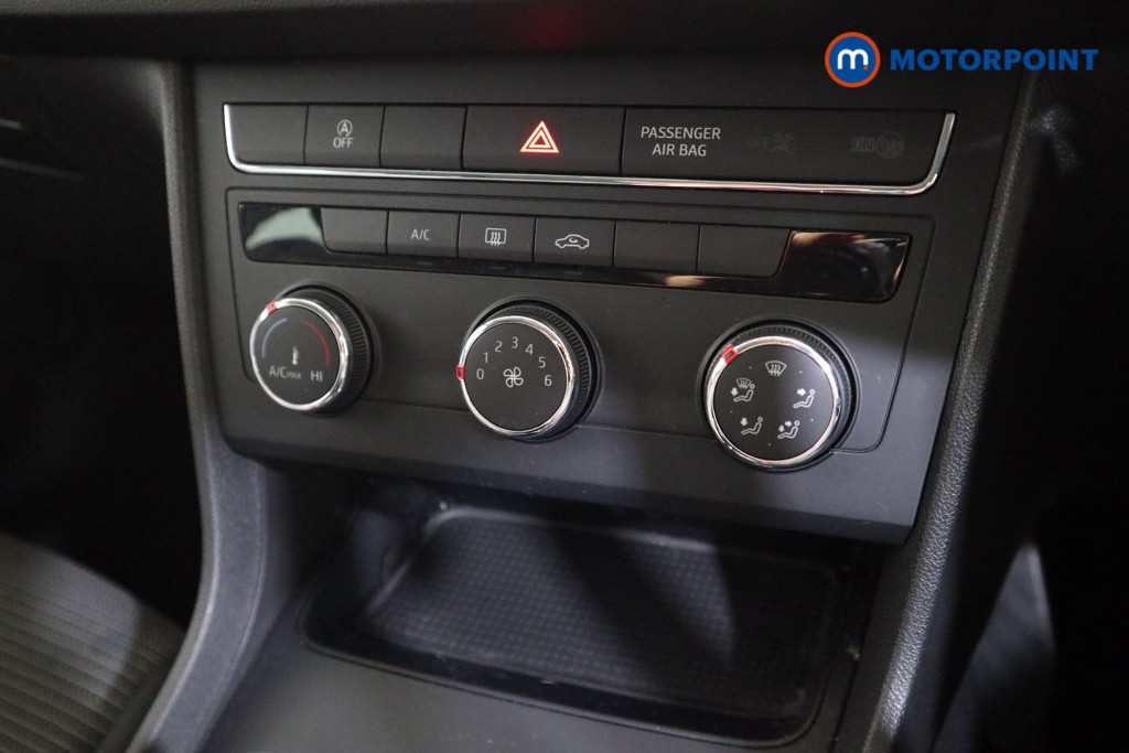 Seat Leon Se Dynamic Technology Manual Petrol Hatchback - Stock Number (1564906) - 7th supplementary image