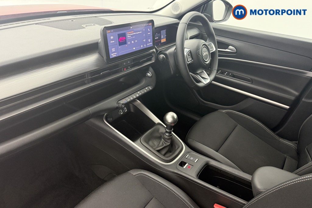 Jeep Avenger Altitude Manual Petrol SUV - Stock Number (1565118) - 18th supplementary image