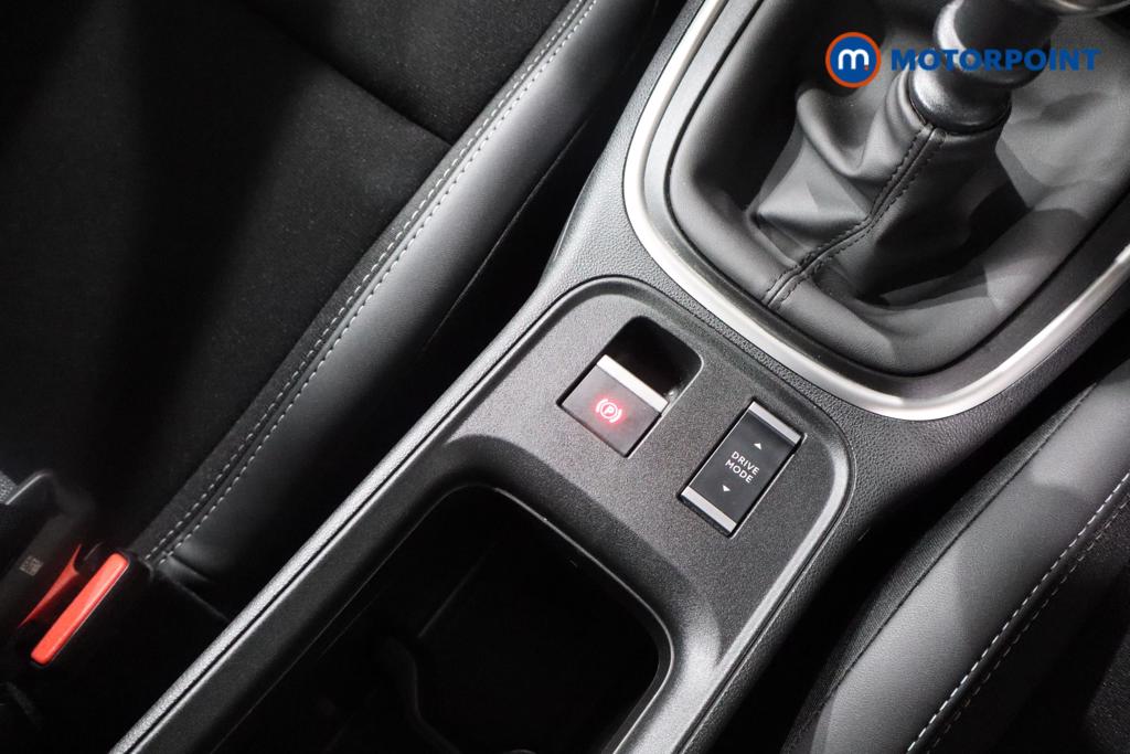 Jeep Avenger Altitude Manual Petrol SUV - Stock Number (1565177) - 7th supplementary image