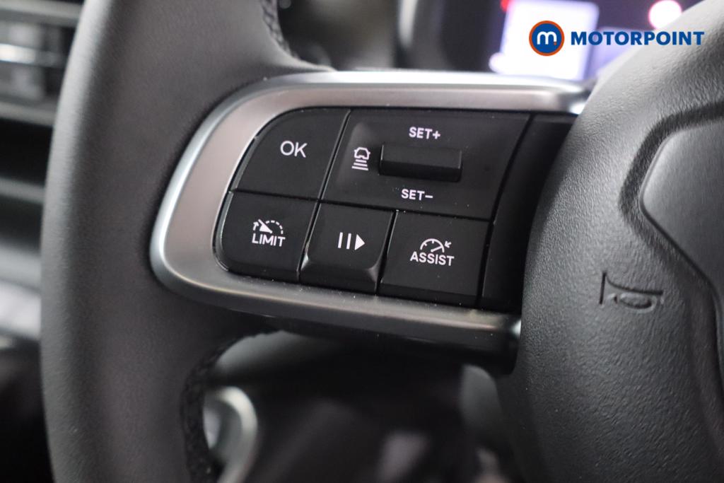 Jeep Avenger Altitude Manual Petrol SUV - Stock Number (1565177) - 9th supplementary image