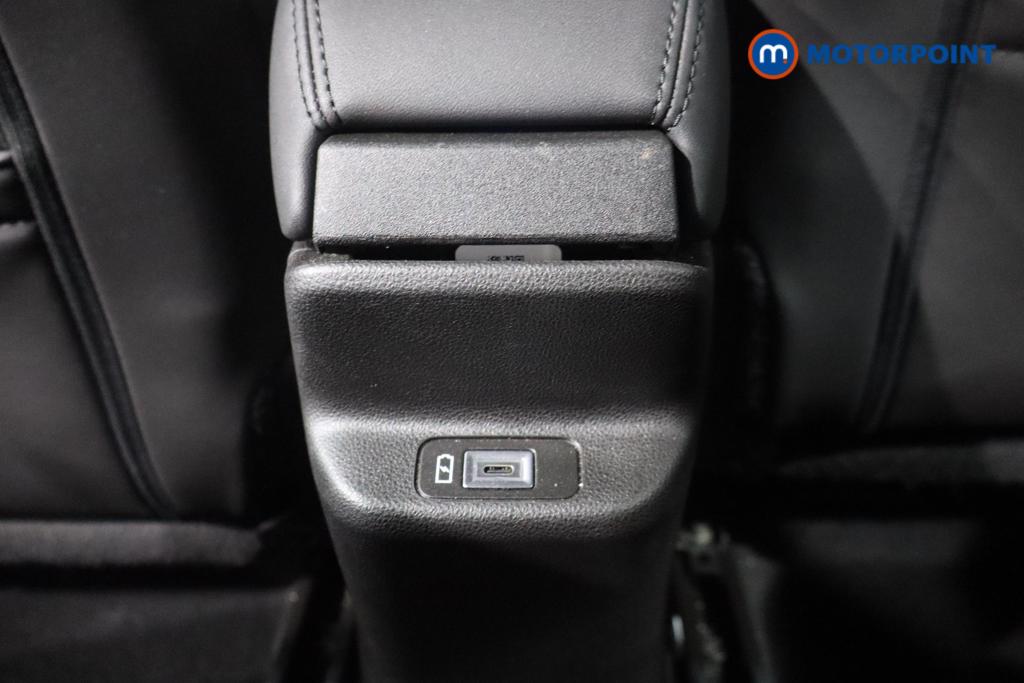 Jeep Avenger Altitude Manual Petrol SUV - Stock Number (1565177) - 21st supplementary image