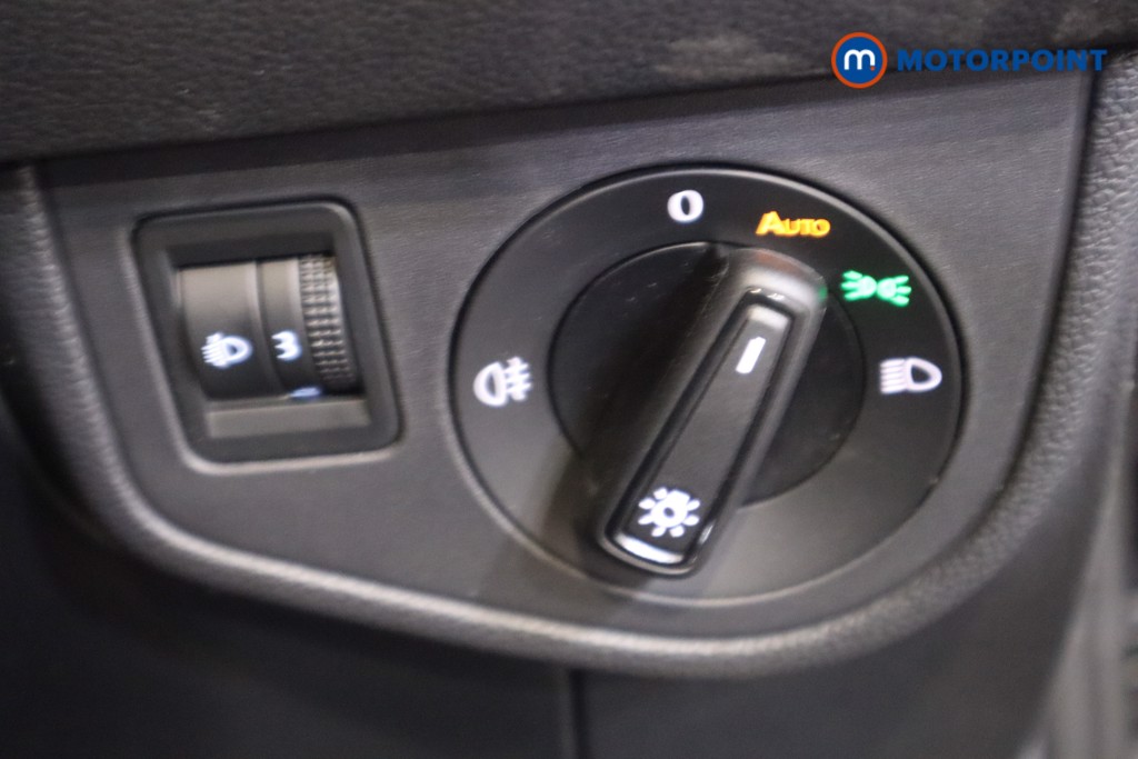 Volkswagen Polo Life Manual Petrol Hatchback - Stock Number (1565384) - 16th supplementary image