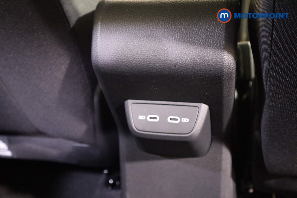 Volkswagen Polo Life Manual Petrol Hatchback - Stock Number (1565384) - 25th supplementary image