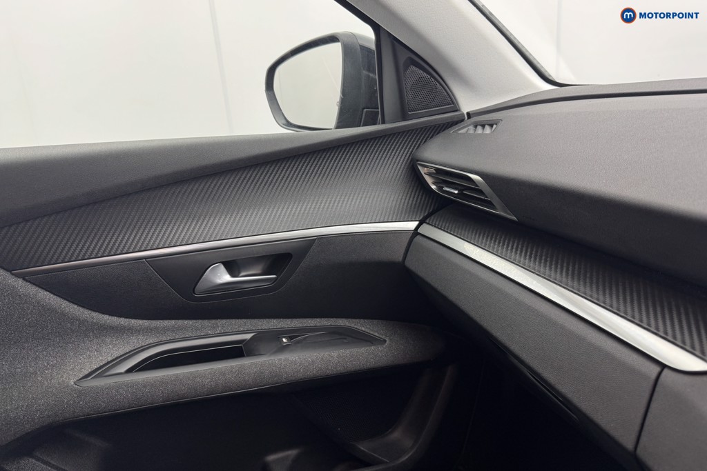 Peugeot 5008 Active Premium Manual Diesel SUV - Stock Number (1565508) - 18th supplementary image
