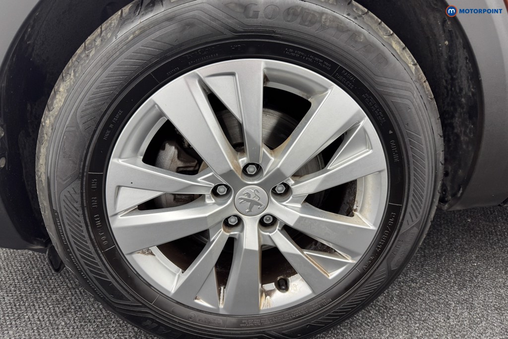 Peugeot 5008 Active Premium Manual Diesel SUV - Stock Number (1565508) - 36th supplementary image