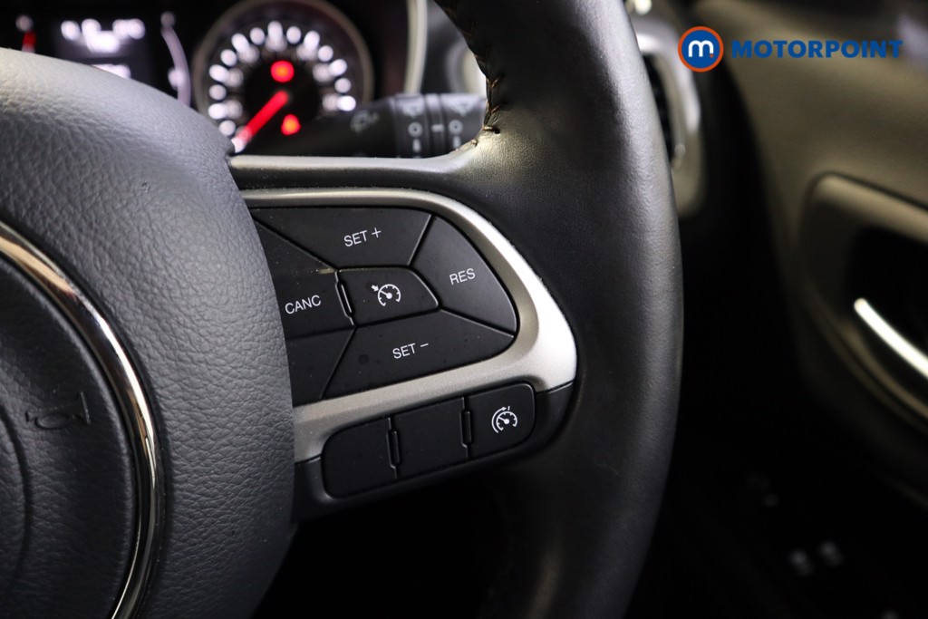 Jeep Compass Longitude Automatic Petrol SUV - Stock Number (1565555) - 4th supplementary image