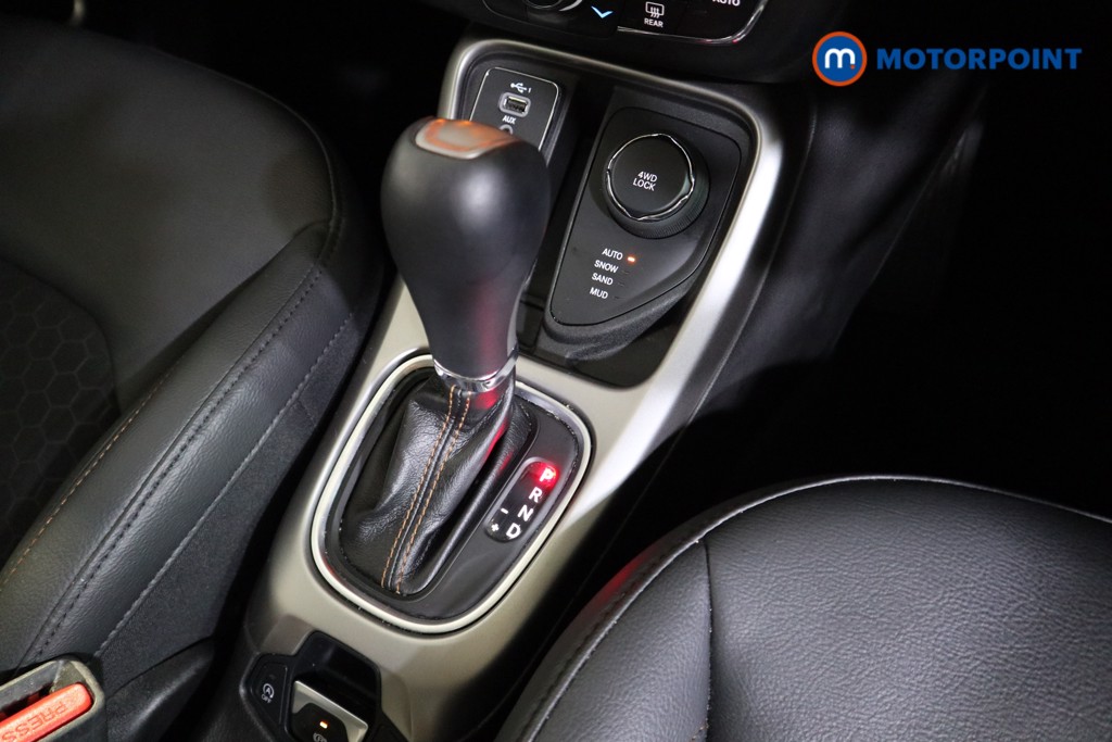 Jeep Compass Longitude Automatic Petrol SUV - Stock Number (1565555) - 8th supplementary image