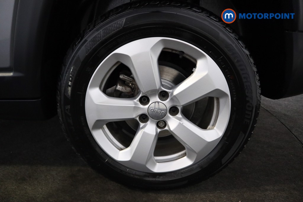 Jeep Compass Longitude Automatic Petrol SUV - Stock Number (1565555) - 17th supplementary image