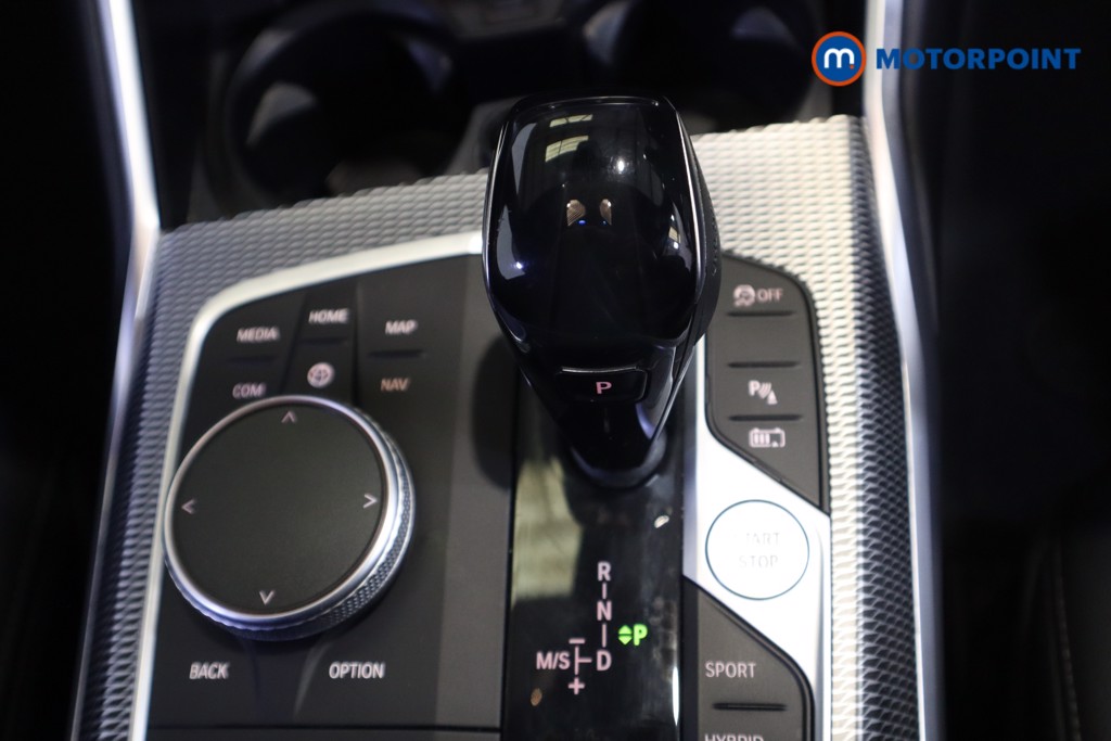 BMW 3 Series M Sport Automatic Petrol Plug-In Hybrid Saloon - Stock Number (1565610) - 5th supplementary image