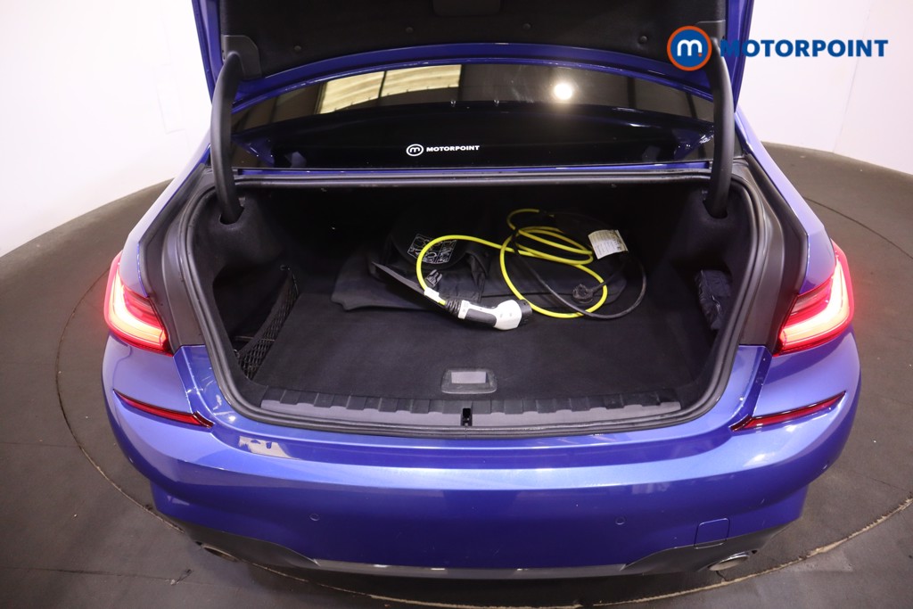BMW 3 Series M Sport Automatic Petrol Plug-In Hybrid Saloon - Stock Number (1565610) - 8th supplementary image