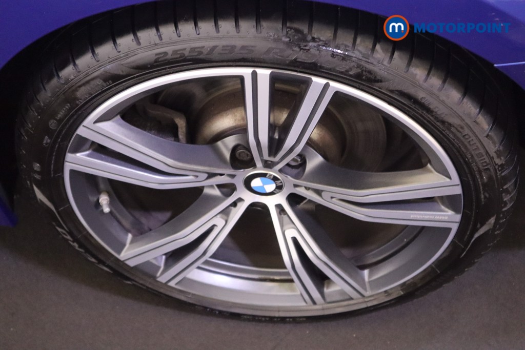 BMW 3 Series M Sport Automatic Petrol Plug-In Hybrid Saloon - Stock Number (1565610) - 9th supplementary image