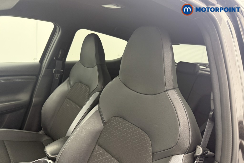 Nissan Juke N-Connecta Manual Petrol SUV - Stock Number (1566085) - 18th supplementary image
