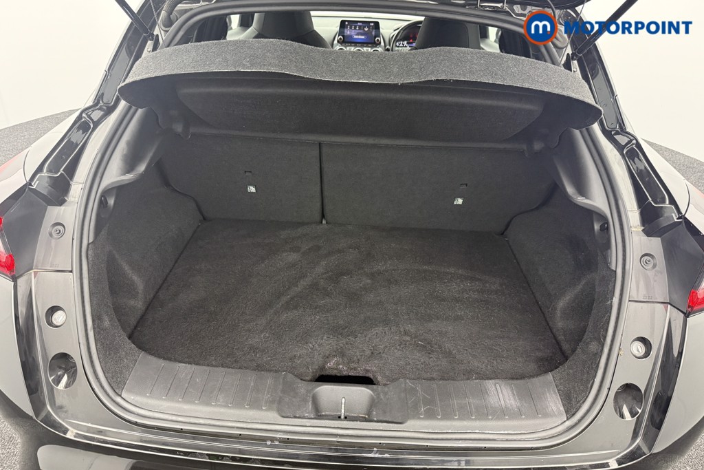 Nissan Juke N-Connecta Manual Petrol SUV - Stock Number (1566085) - 23rd supplementary image