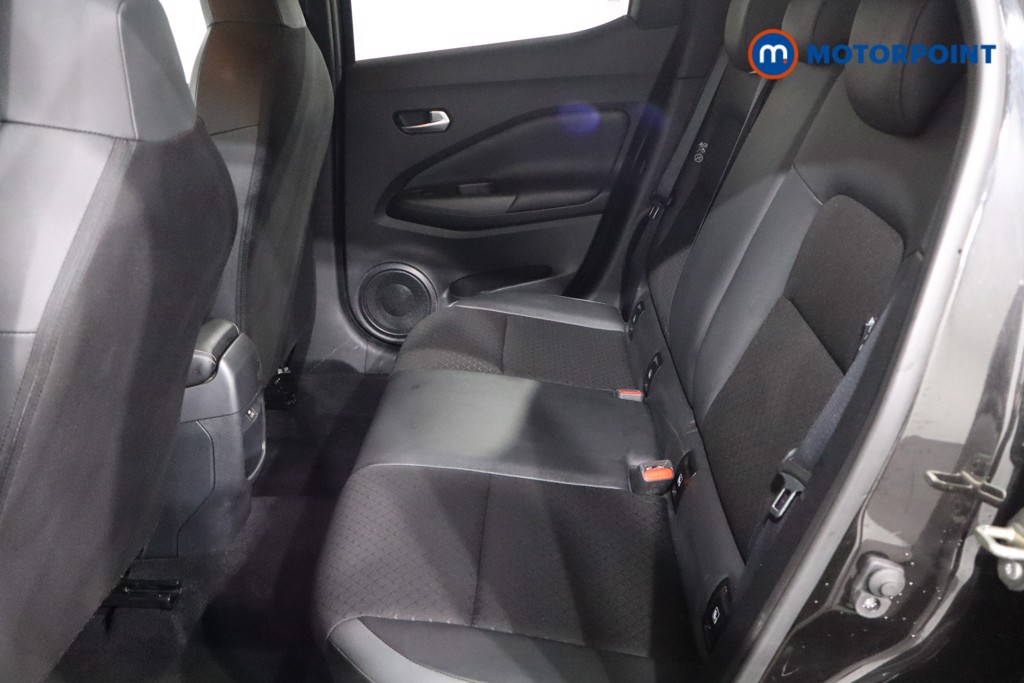 Nissan Juke N-Connecta Manual Petrol SUV - Stock Number (1566100) - 5th supplementary image