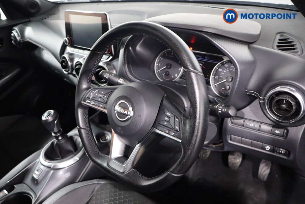 Nissan Juke N-Connecta Manual Petrol SUV - Stock Number (1566100) - 23rd supplementary image