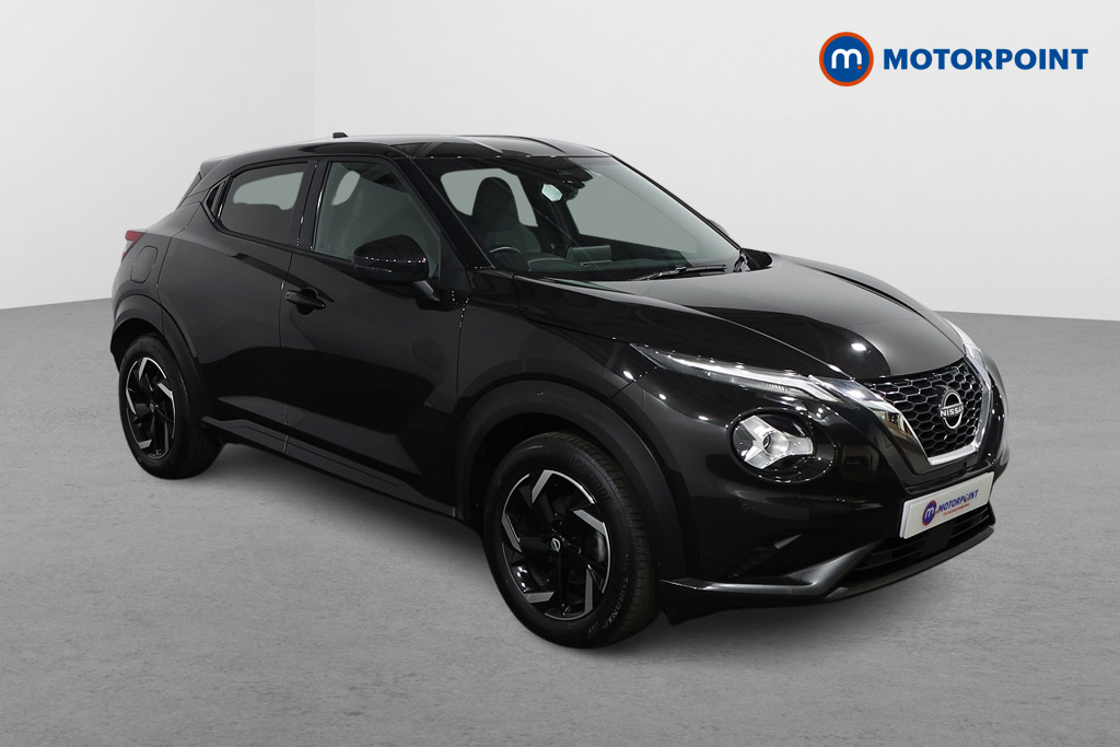 Nissan Juke N-Connecta Manual Petrol SUV - Stock Number (1566100) - Drivers side front corner