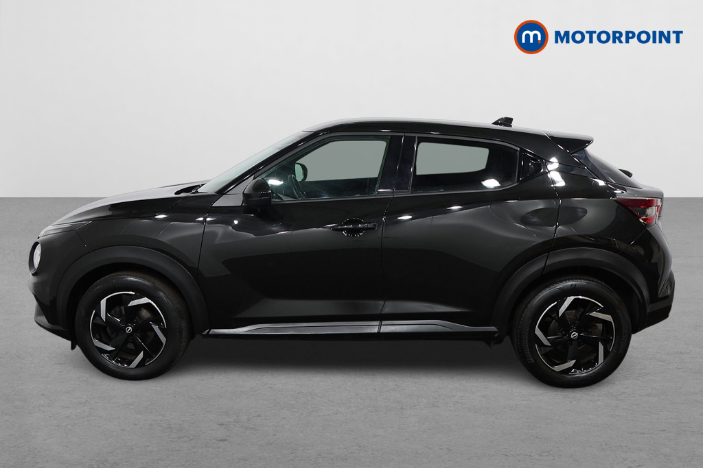 Nissan Juke N-Connecta Manual Petrol SUV - Stock Number (1566100) - Passenger side