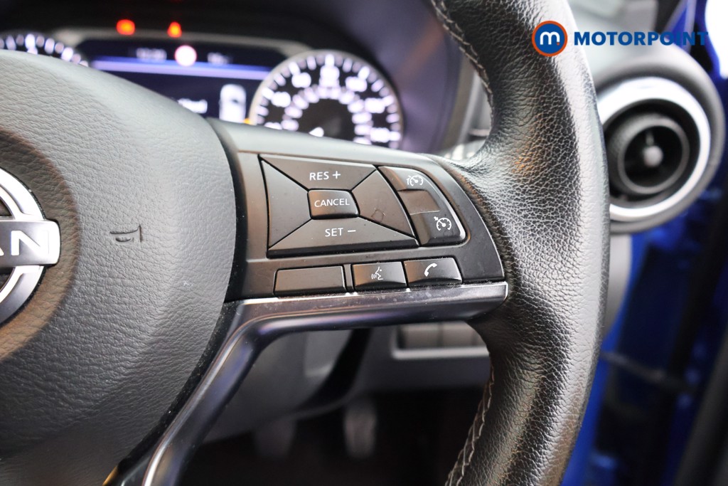 Nissan Juke N-Connecta Manual Petrol SUV - Stock Number (1566113) - 5th supplementary image