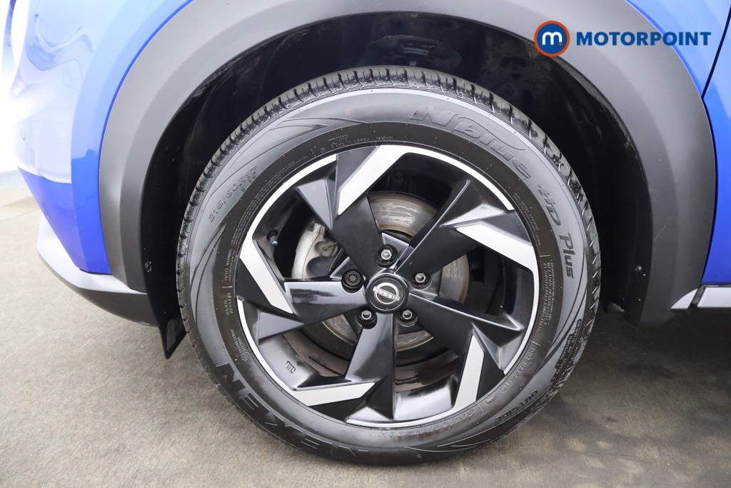 Nissan Juke N-Connecta Manual Petrol SUV - Stock Number (1566113) - 14th supplementary image
