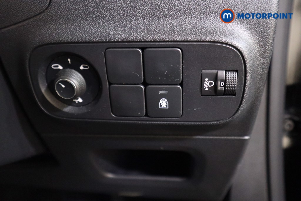 Citroen C3 Shine Plus Automatic Petrol Hatchback - Stock Number (1566121) - 8th supplementary image