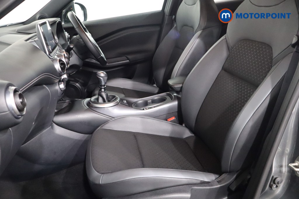 Nissan Juke N-Connecta Manual Petrol SUV - Stock Number (1566129) - 4th supplementary image