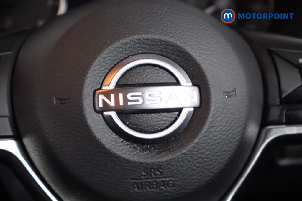 Nissan Juke N-Connecta Manual Petrol SUV - Stock Number (1566129) - 17th supplementary image