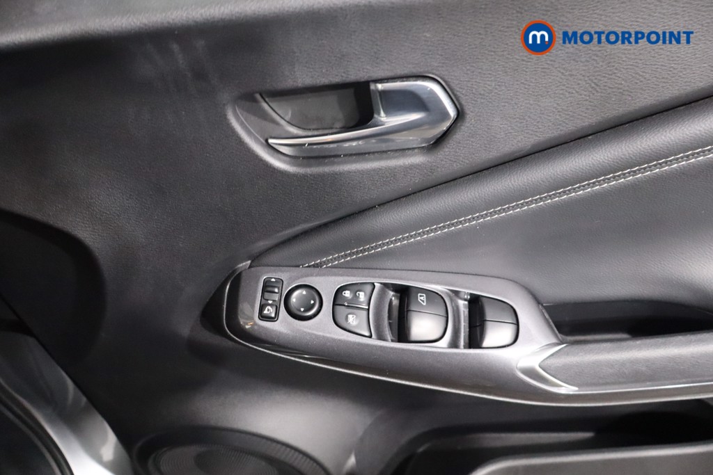 Nissan Juke N-Connecta Manual Petrol SUV - Stock Number (1566129) - 21st supplementary image