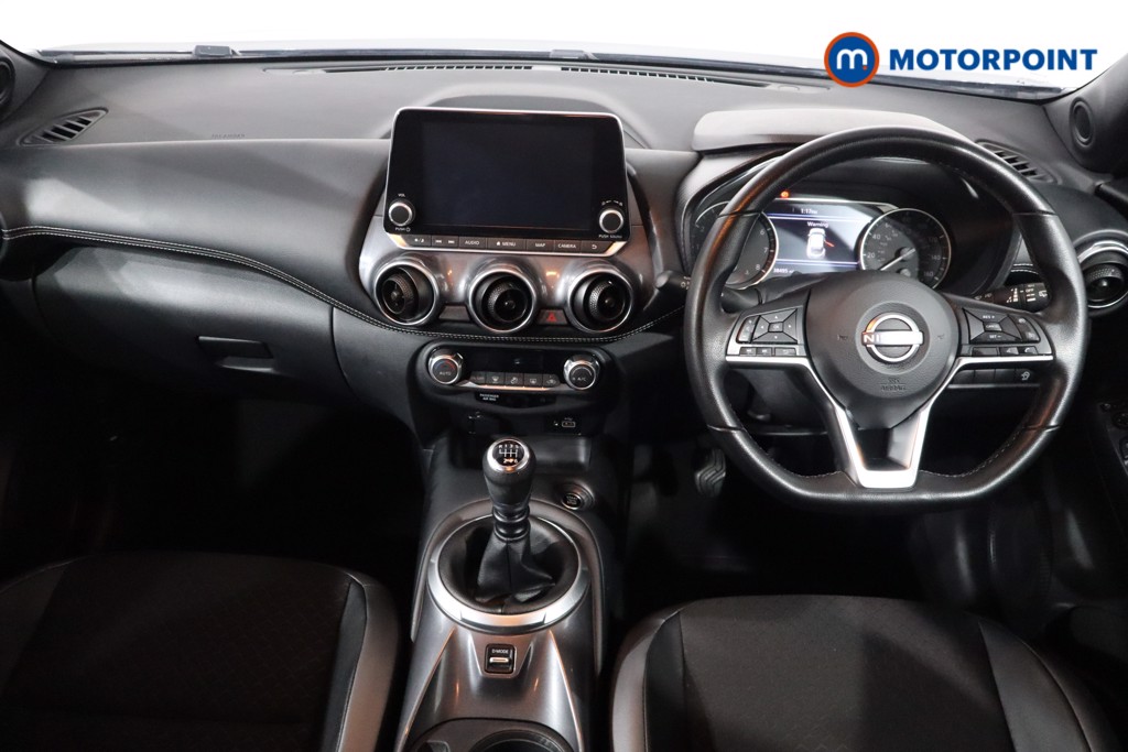 Nissan Juke N-Connecta Manual Petrol SUV - Stock Number (1566129) - 1st supplementary image